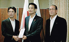 防府日報　義援金贈呈