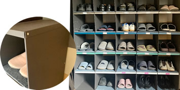 社員手造りの下駄箱の写真